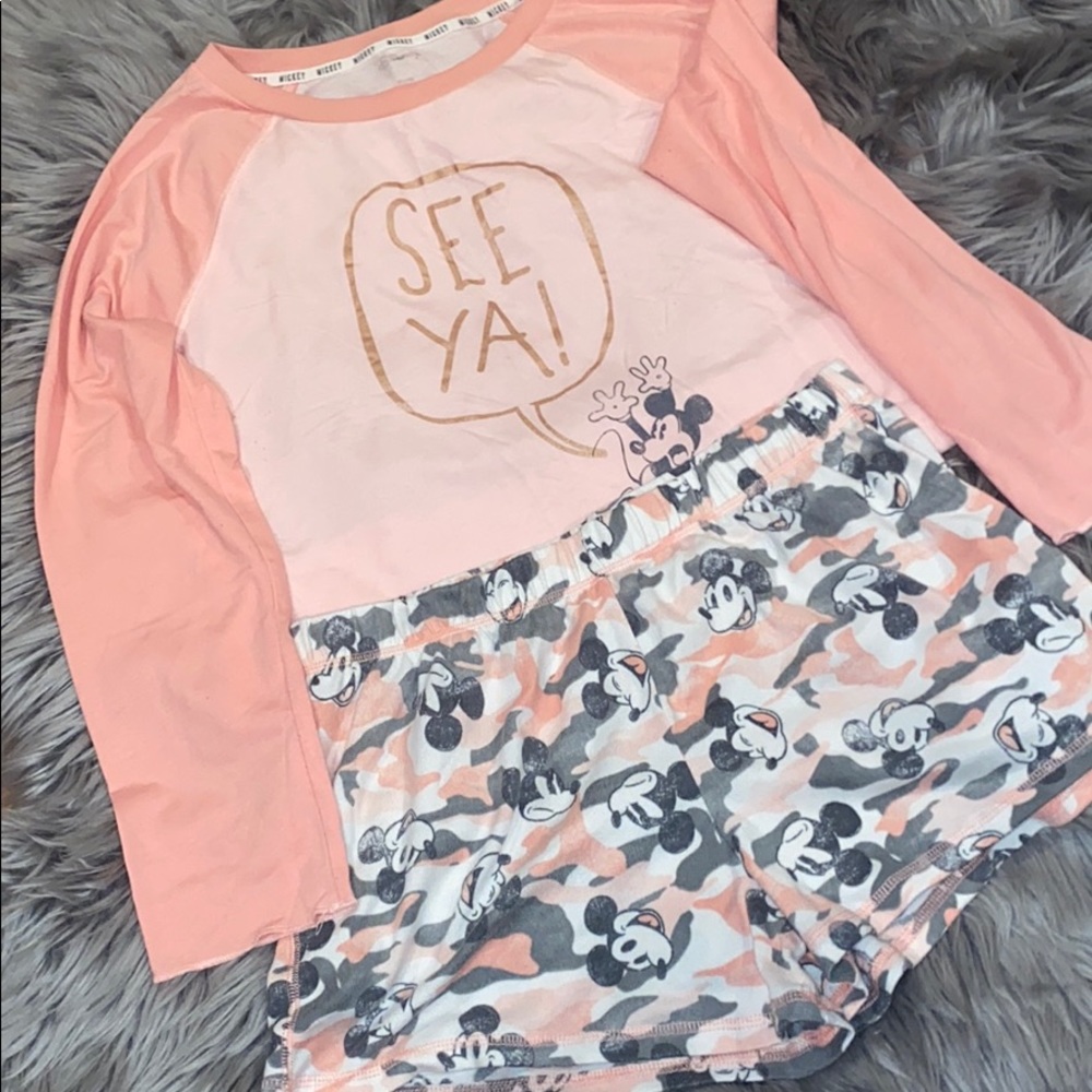 Disney Mickey Mouse Raglan Pajama Set Size M